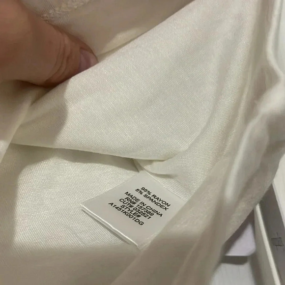 Originality buttery soft white crop tank top NWT M - Picture 5 of 6